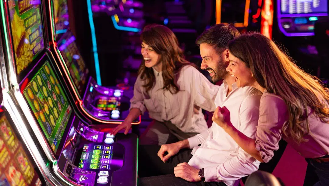 Slot Bertema Dewa, Mainnya Kaya Dapat Restu dari Langit